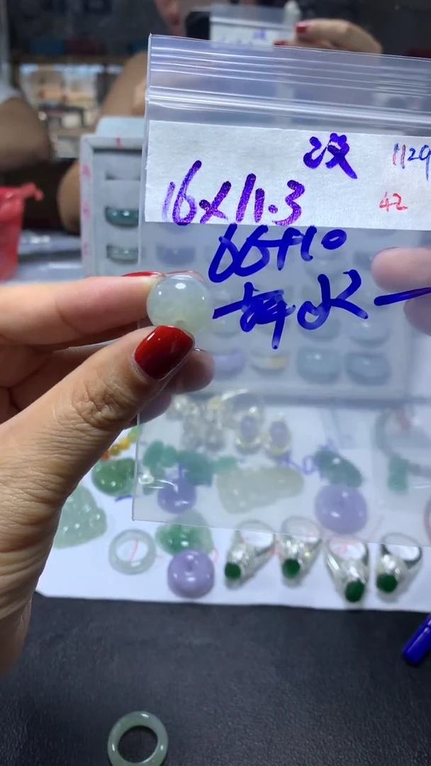 未镶嵌定制翡翠萍**逢毛货需精细抛光拍一发一