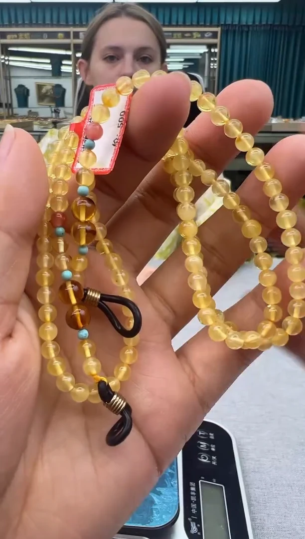 未镶嵌颈饰琥珀2秒拍号假一罚十