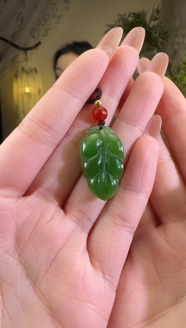 【闪购商品】和田玉颈饰未镶嵌叶子