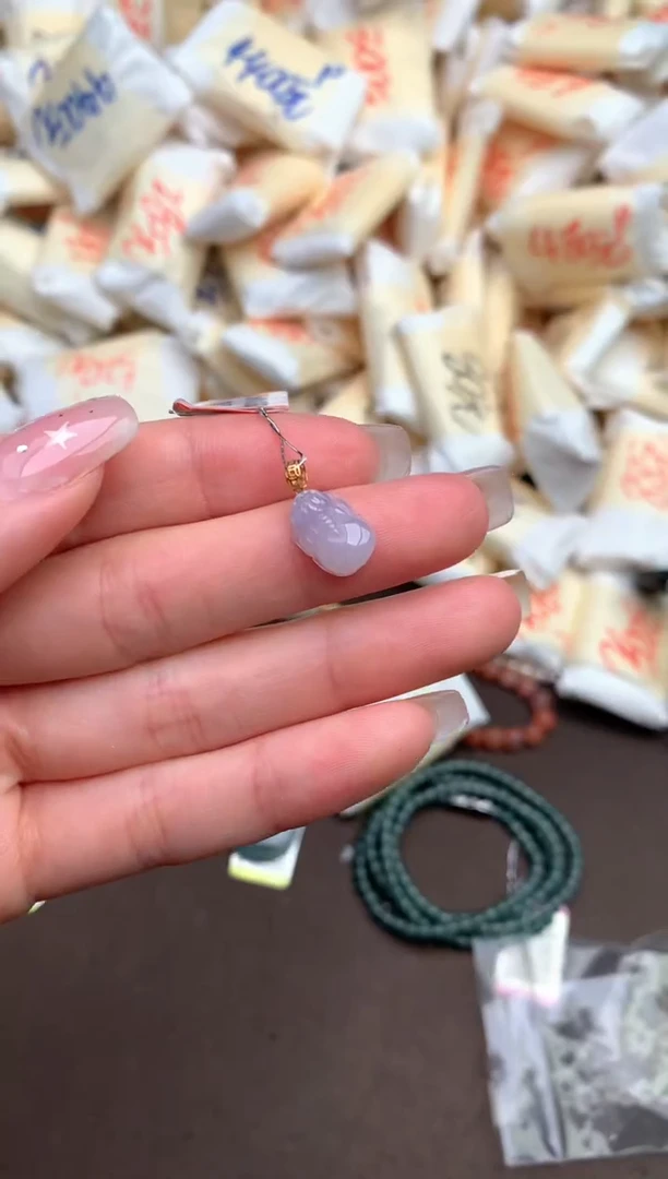 【闪购商品】翡翠挂件18K金镶嵌一