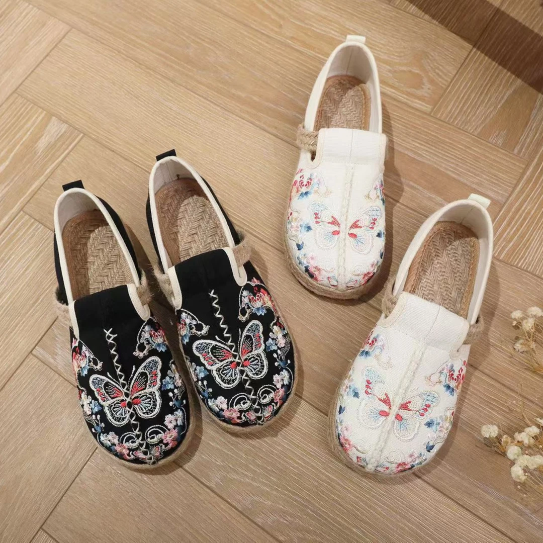 新款复古民族风休闲平底布鞋女老北京布鞋牛筋底棉麻刺绣单鞋女