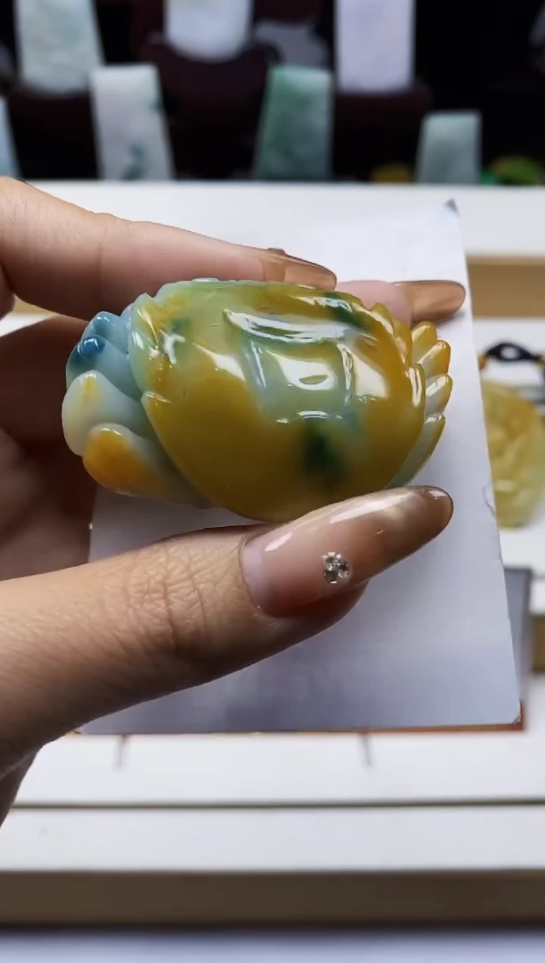 颈饰未镶嵌翡翠翡翠A货
