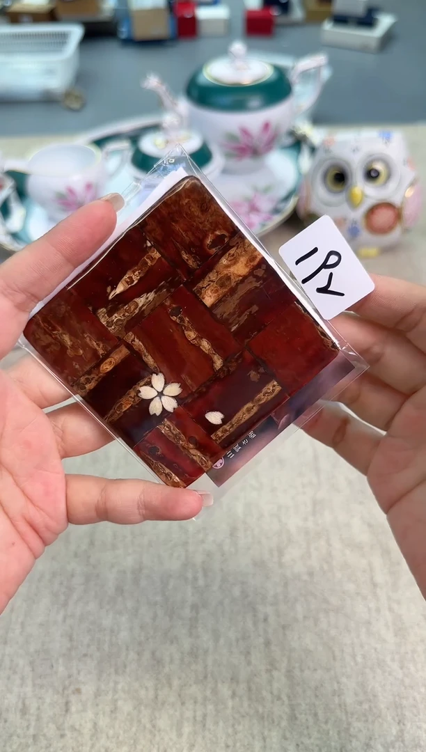 瓷片泡泡家的瓷器真好看