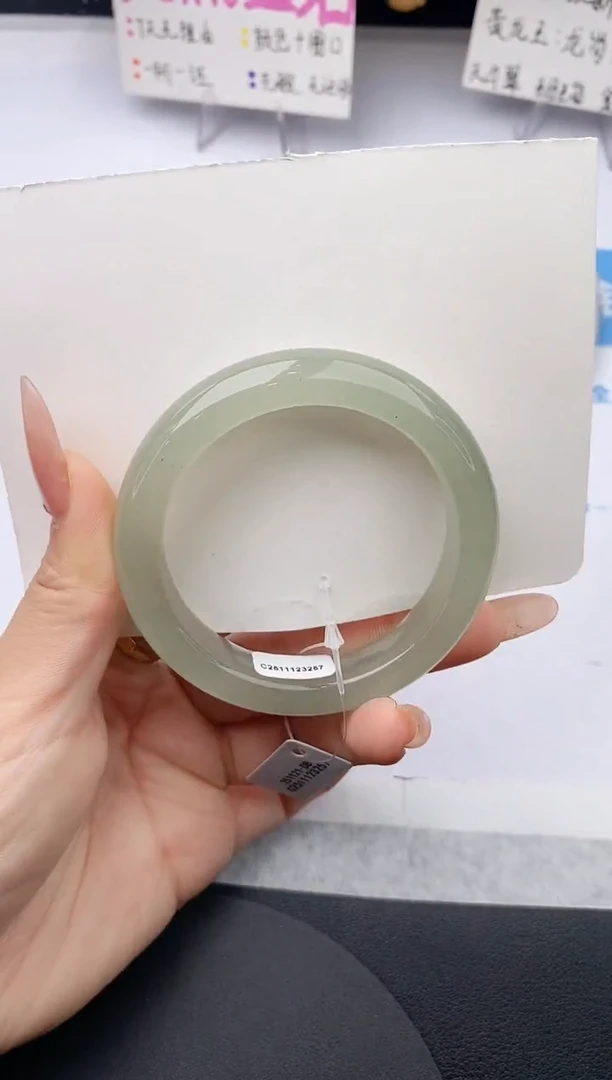 未镶嵌手镯石英质玉w75-DB52+