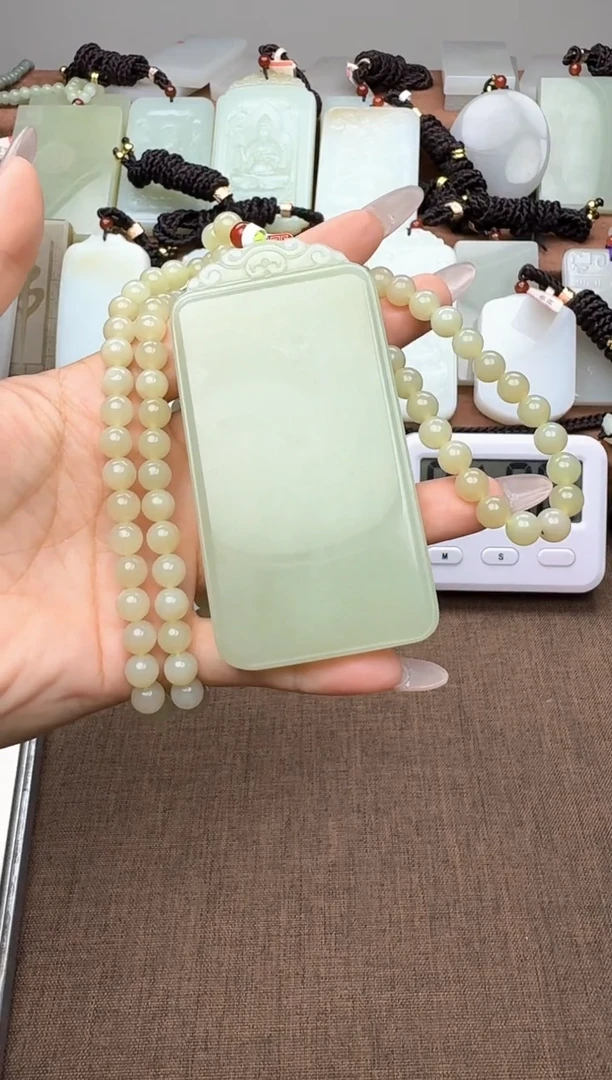 颈饰未镶嵌和田玉@*辉大辉