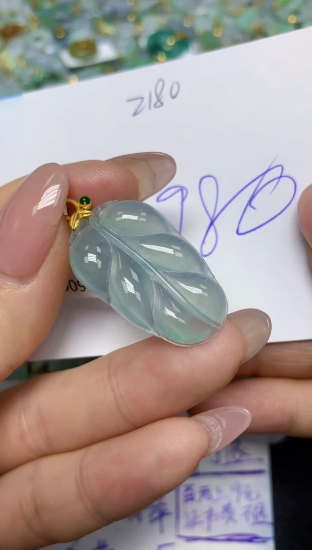 【闪购商品】翡翠挂件18K金镶嵌 天然翡翠A货