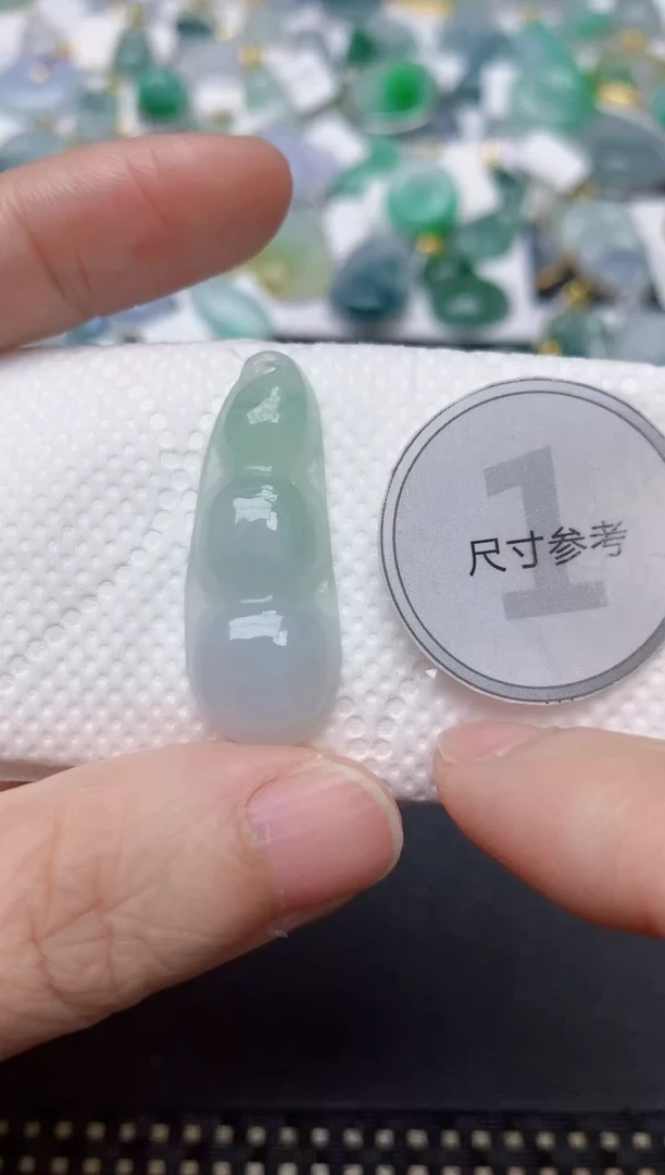 颈饰未镶嵌翡翠天然缅甸A货翡翠