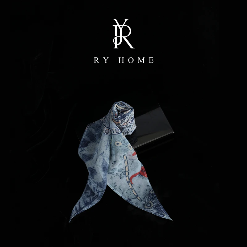 【容雨RYHOME】欧若风新款花色三角丝巾251WJ1106