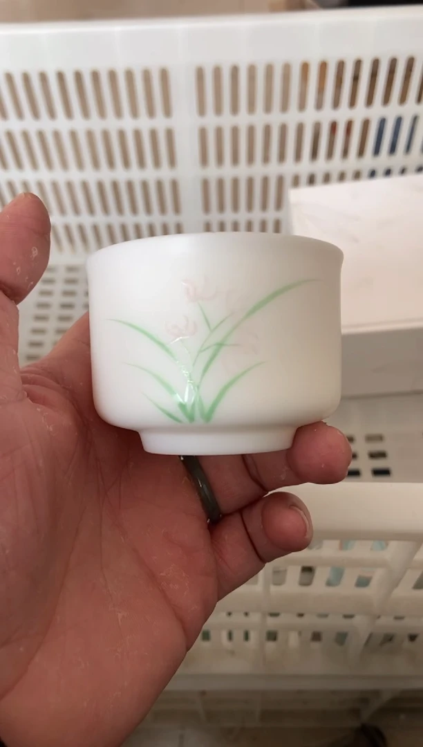 杯无运费险有瑕疵的摄影的产品有使用过的痕迹有点脏介意勿拍