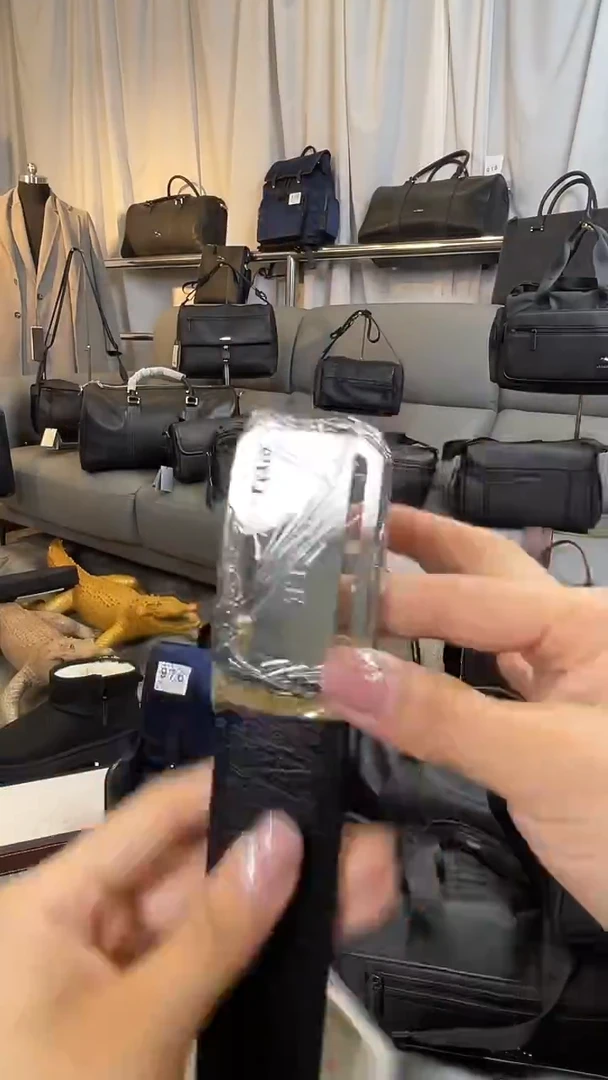 鸵鸟皮（革）韩爵绅士包包皮具565/长度110