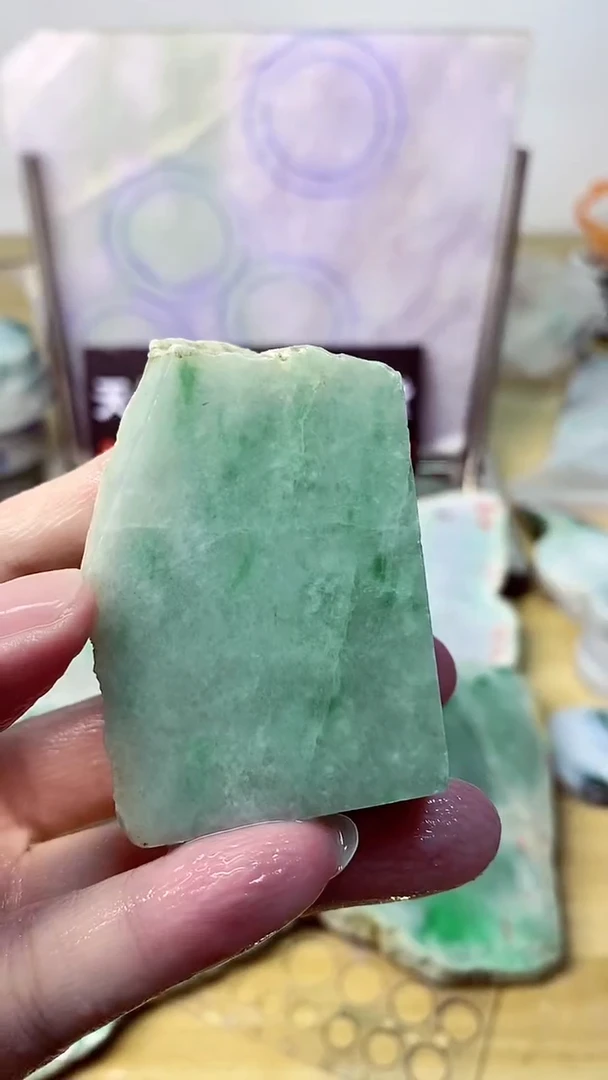 翡翠裸石天然A货缅甸翡翠高品质边角料414