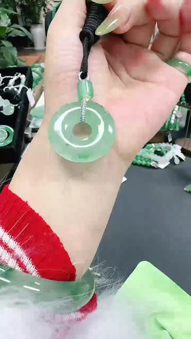 未镶嵌1石英质玉（非洲翠）/9523