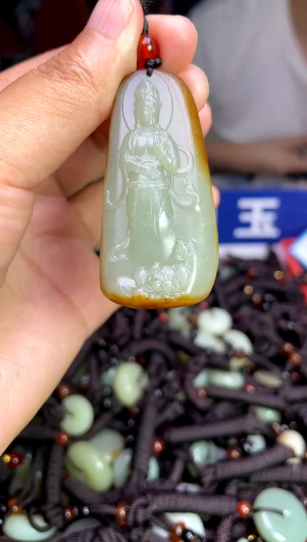 未镶嵌和田玉挂件1
