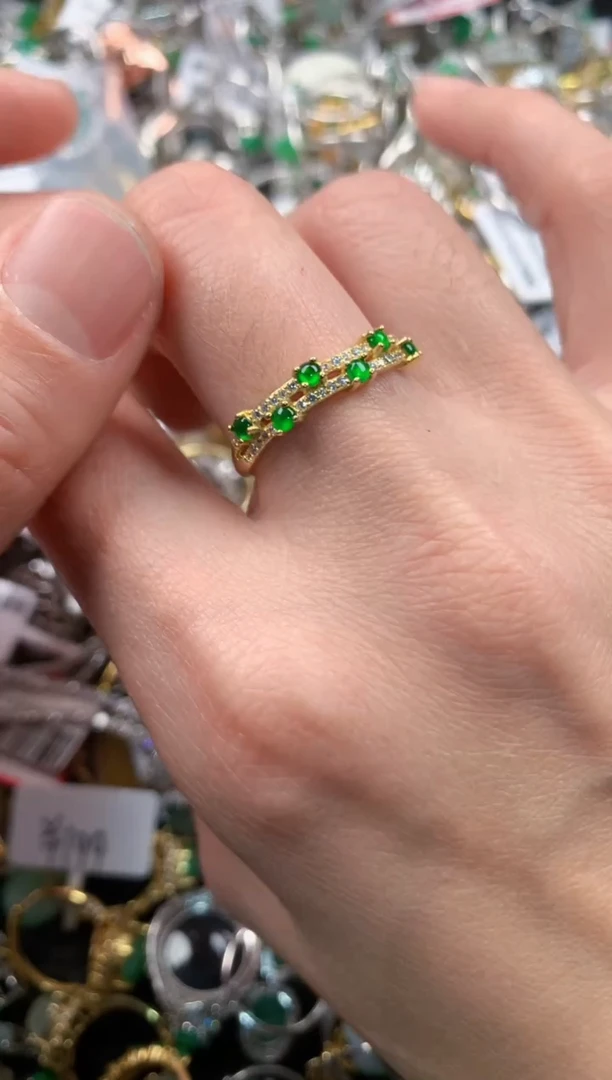 银S925镶嵌戒指翡翠888       8