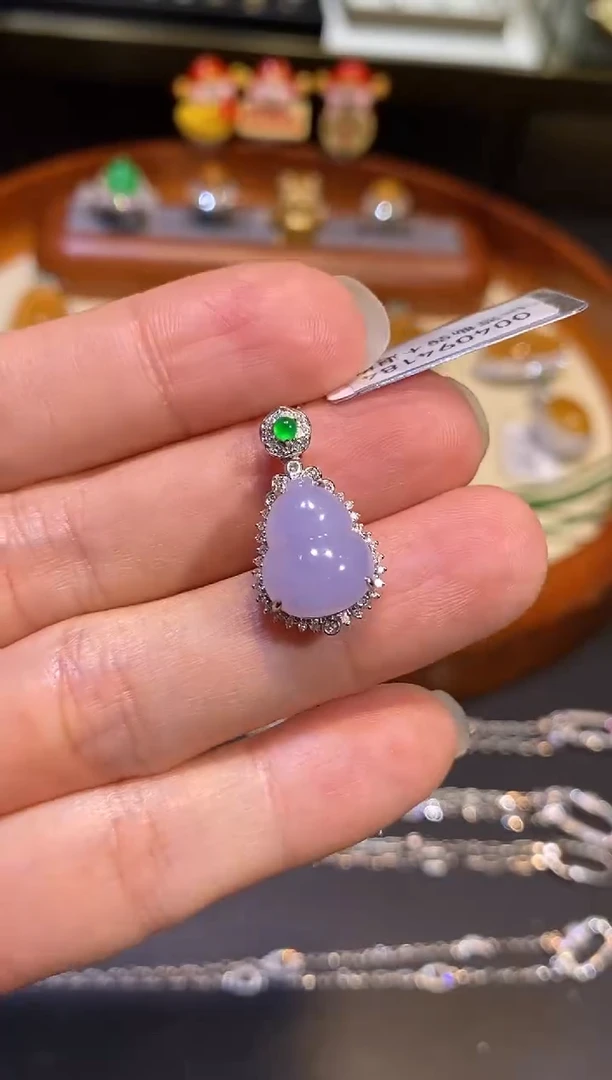 【闪购商品】翡翠颈饰18K金镶嵌吊坠