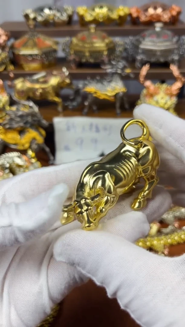 华尔街牛牛黄铜摆件