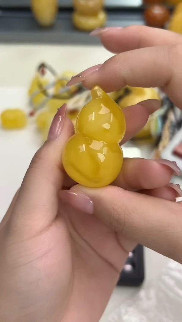 裸石琥珀未镶嵌琥珀蜜蜡吊坠
