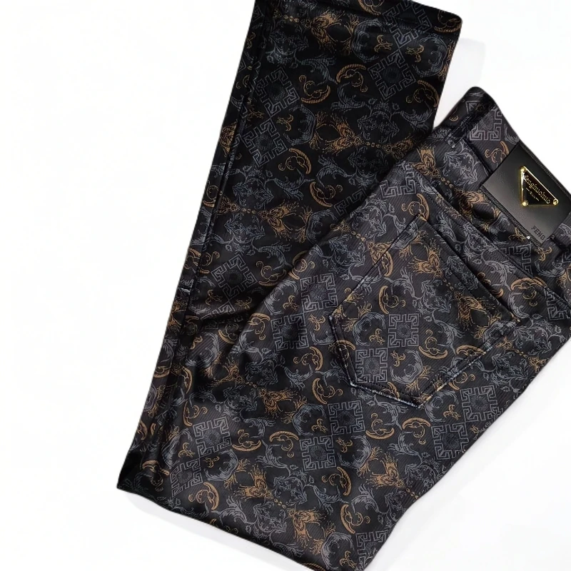 2025秋冬新品男士轻奢高品质休闲裤小直筒厚料黄色花纹弹力休闲裤