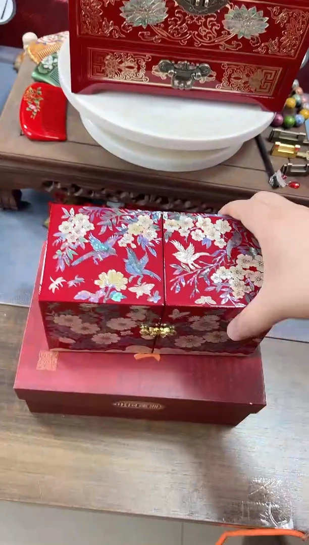 【闪购商品】19厘米对开门四层抽屉满面螺钿酒红色喜鹊