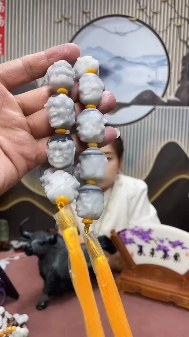 青花十八罗汉手持多样性发货任意一件