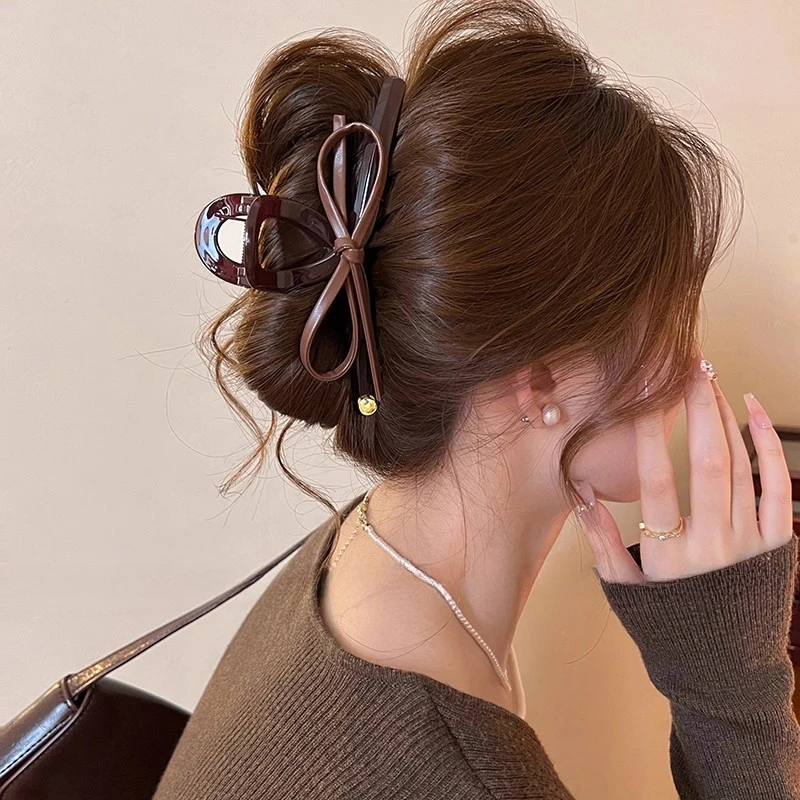 韩版皮质~蝴蝶结发夹女2025新款高端鲨鱼夹大号抓夹发量多发卡