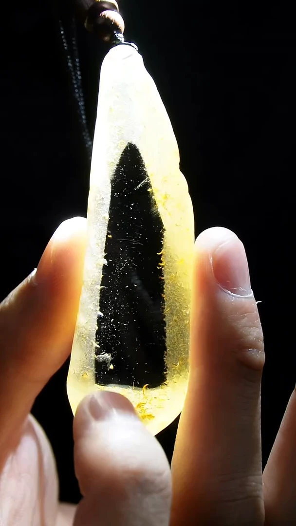 吊坠(赠链)未镶嵌水晶水晶