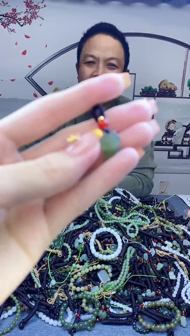 颈饰未镶嵌和田玉多样性发拍一发一