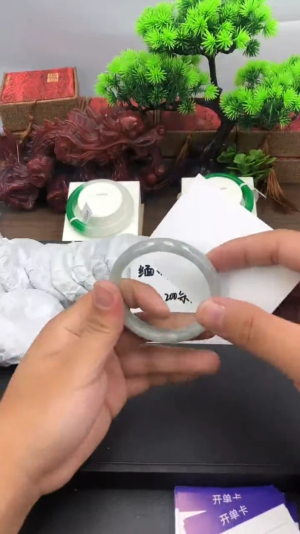 翡翠手镯未镶嵌A42 冰透精美美人镯多样性发其一