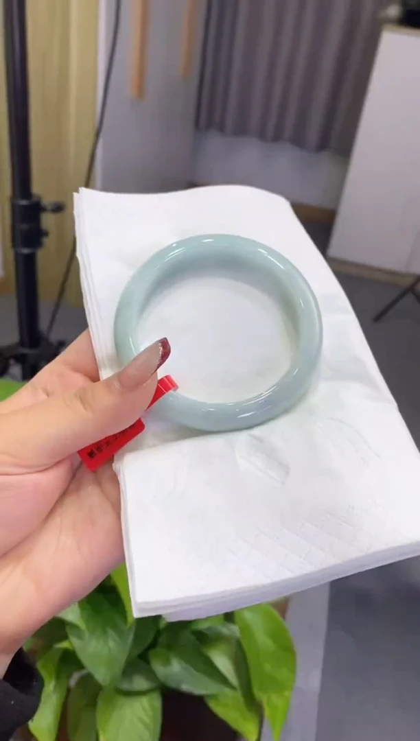 【闪购商品】翡翠手镯未镶嵌00000720