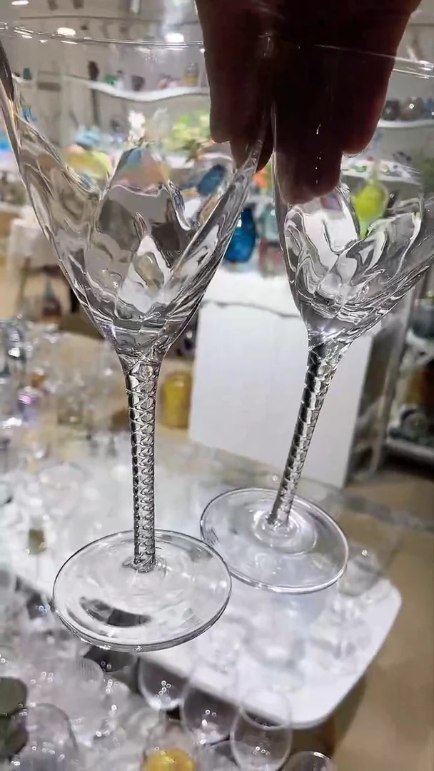 【闪购商品】水晶玻璃2只螺旋杆扭纹红酒杯