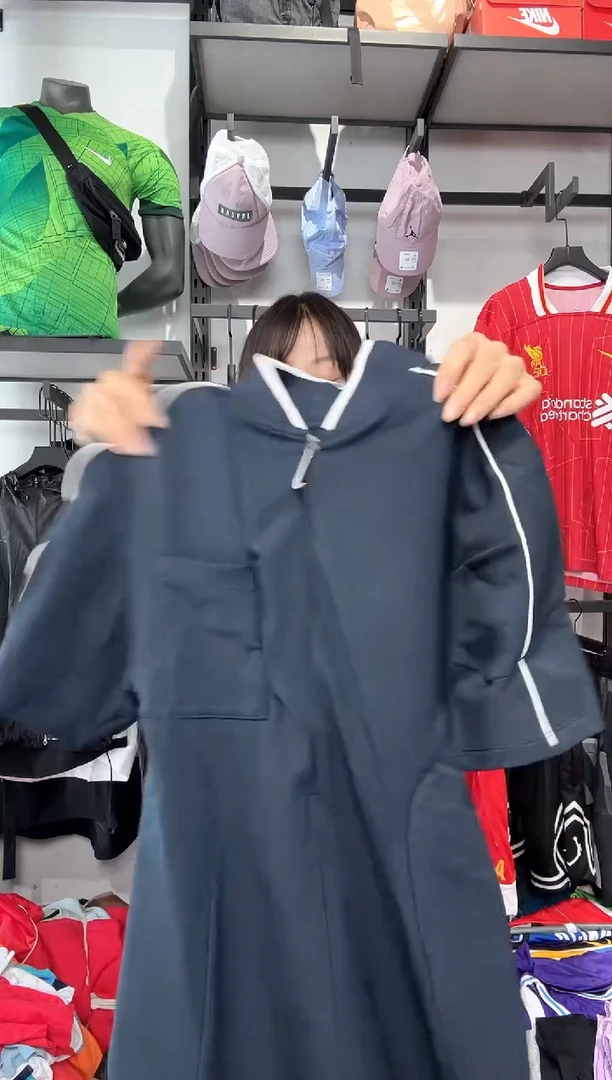 1420  编码 耐克卫衣服饰过款为准 尺码M