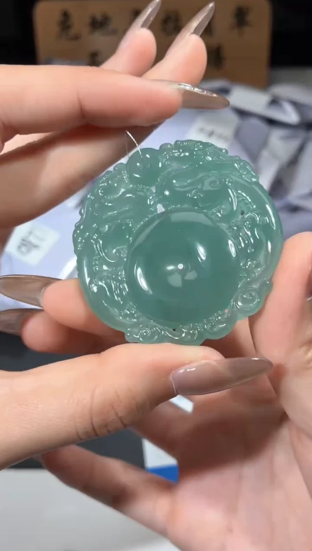 颈饰未镶嵌翡翠天然翡翠A货