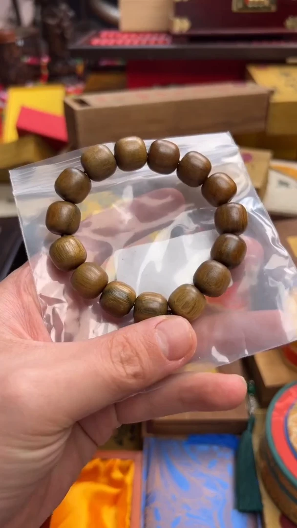 瓷片-----------绿檀