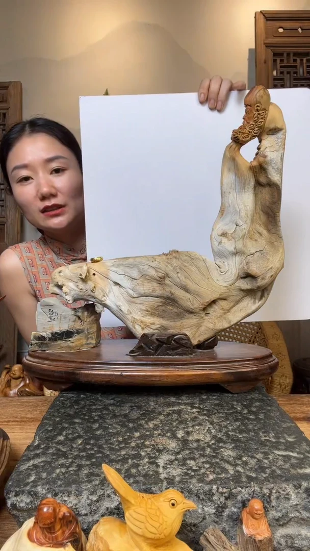 摆件897777777897789