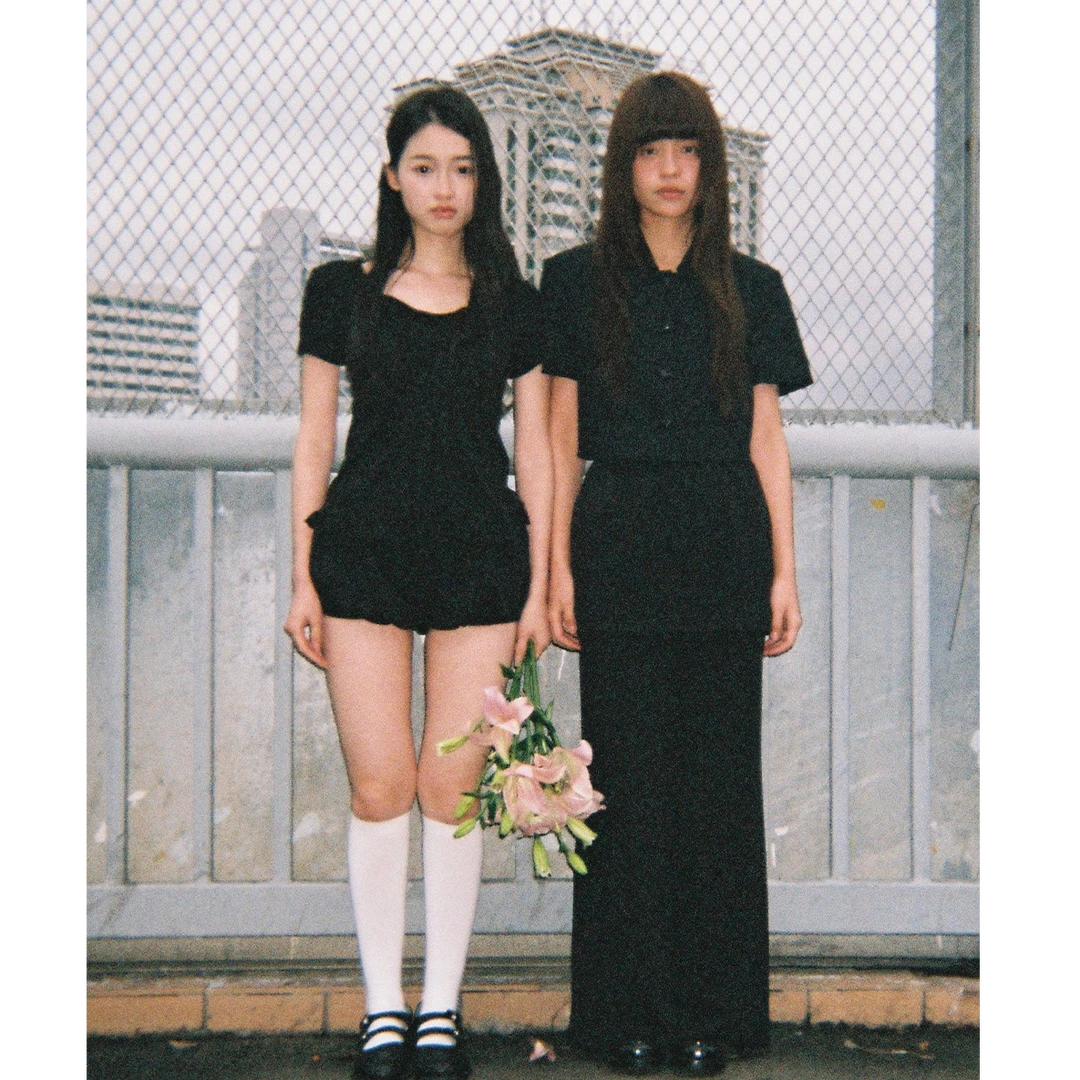 NECY 四色假两件爱心锁短袖 设计感百搭花边下摆