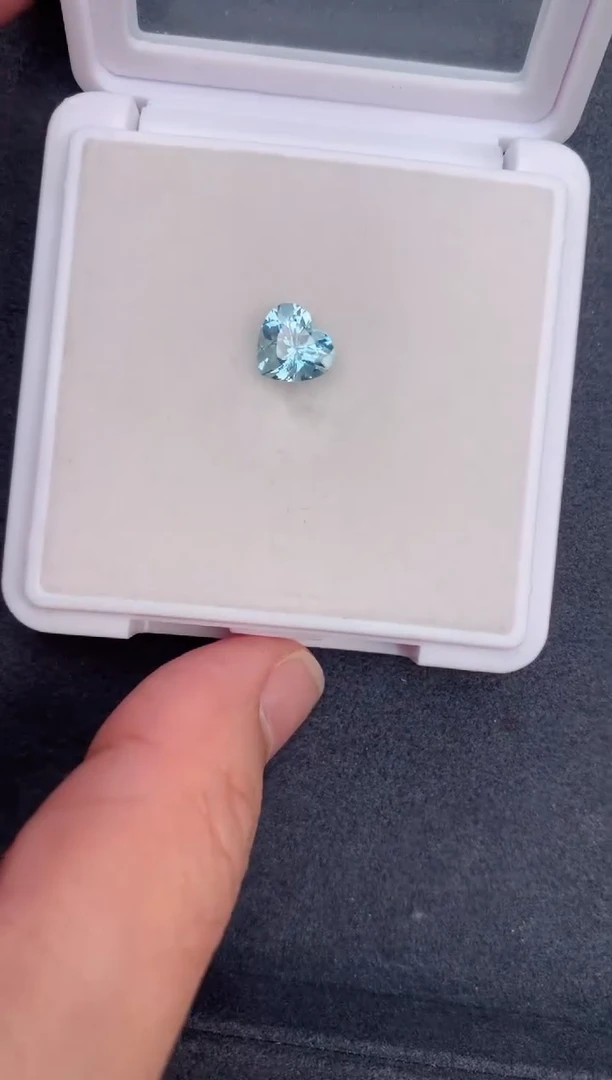 【闪购商品】海蓝宝石裸石未镶嵌1.4ct海蓝宝