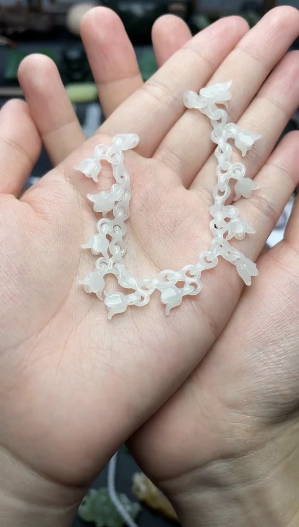 未镶嵌手链和田玉郑**饿铃兰花06