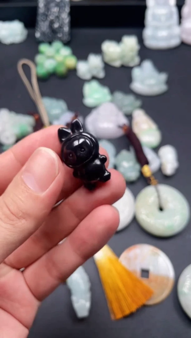 翡翠未镶嵌颈饰天然翡翠a货