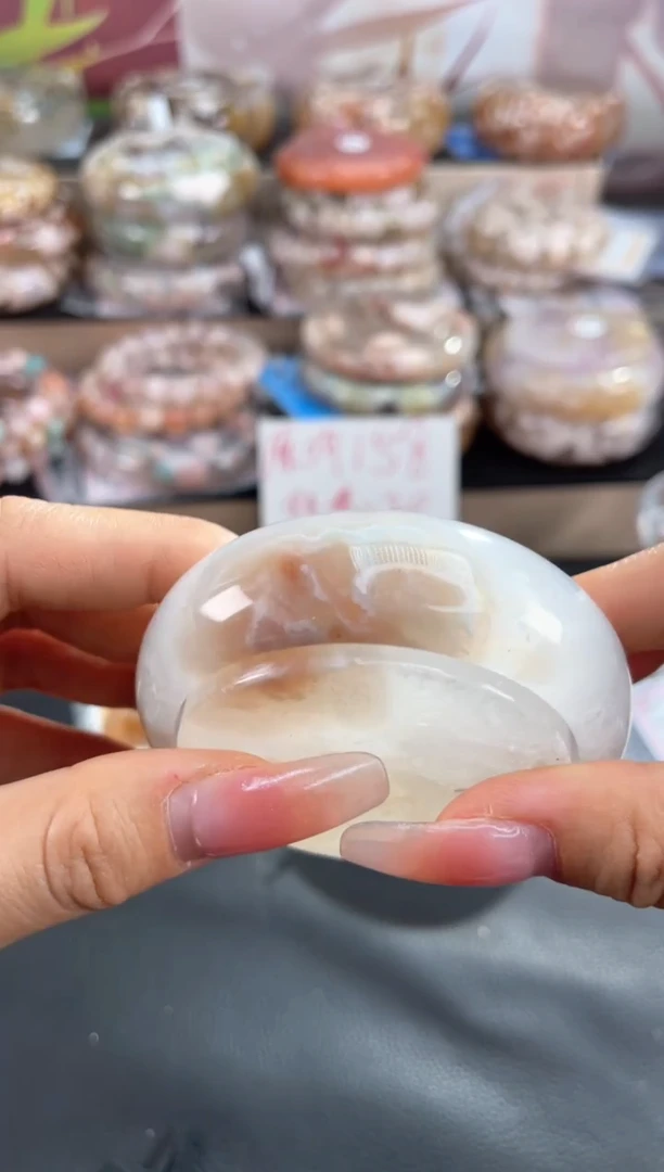 未镶嵌手镯石英质玉58