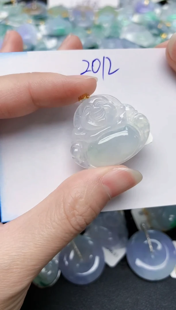 颈饰18K金镶嵌翡翠天然缅甸A货翡翠百元以上9元证书费自理