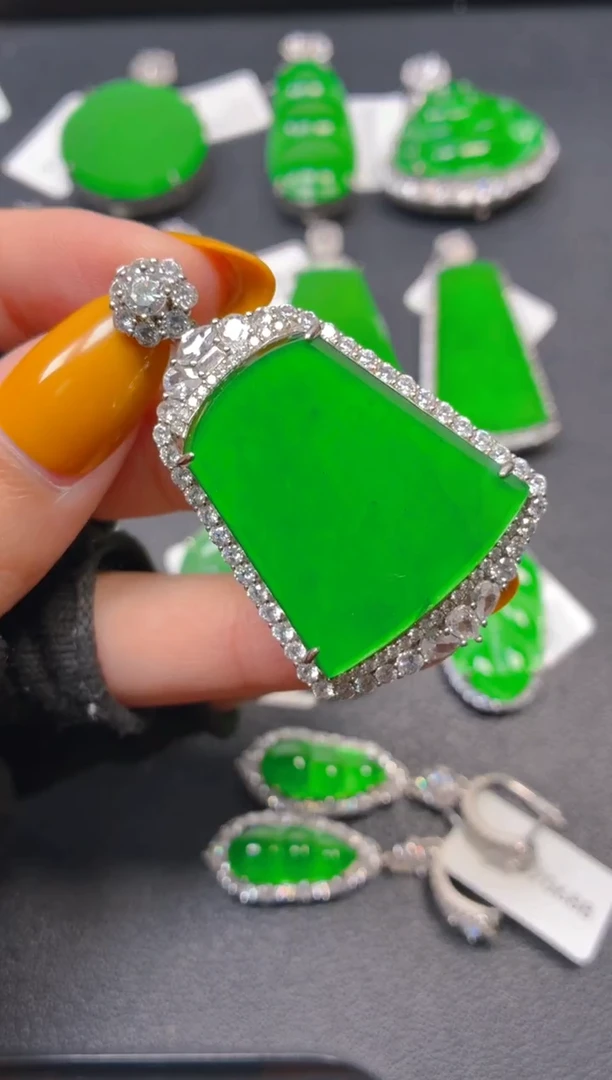 吊坠(不含链)银S925镶嵌翡翠1