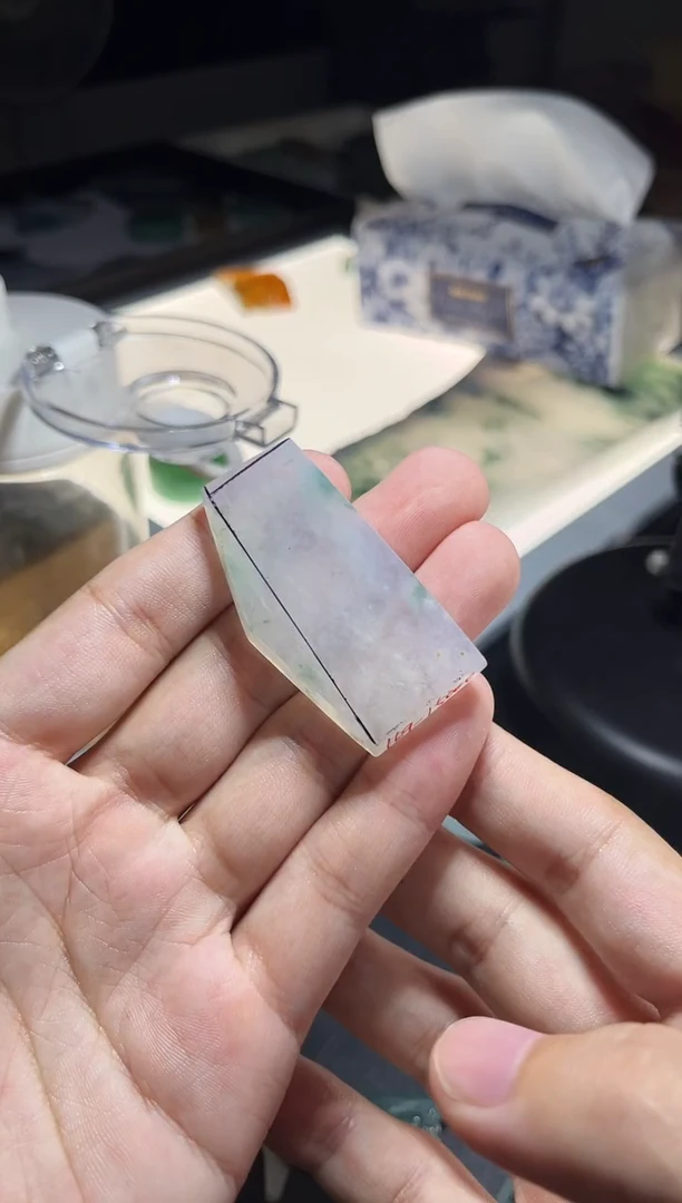 定制翡翠未镶嵌无事
