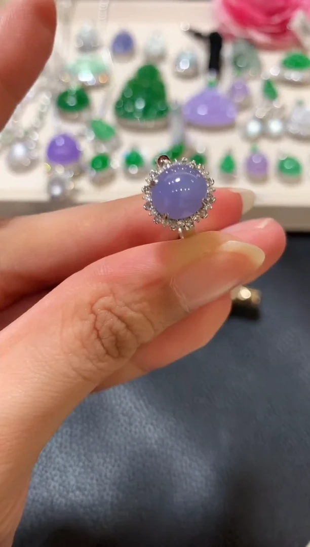 18K金镶嵌戒指翡翠m90 紫色有色差