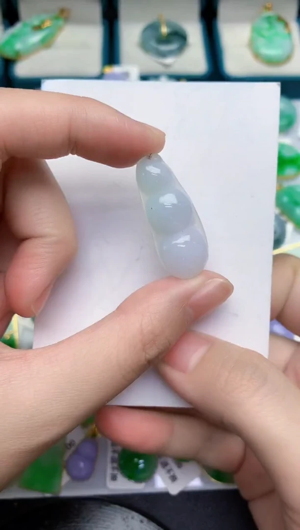 【闪购商品】翡翠颈饰18K金镶嵌000000000