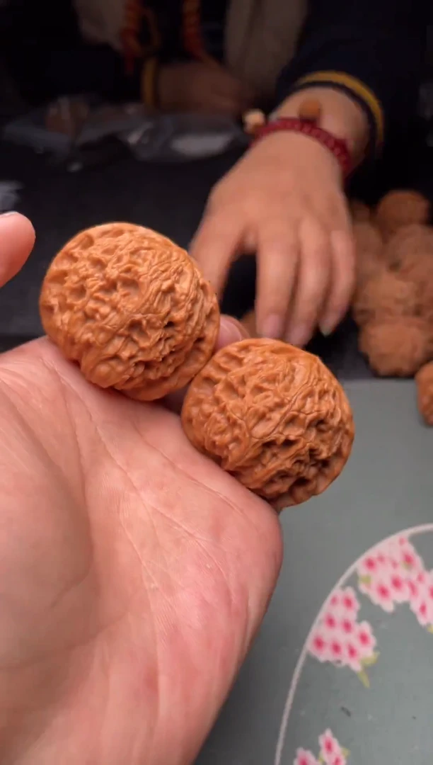 把件文玩核桃a248  水龙纹  45尺