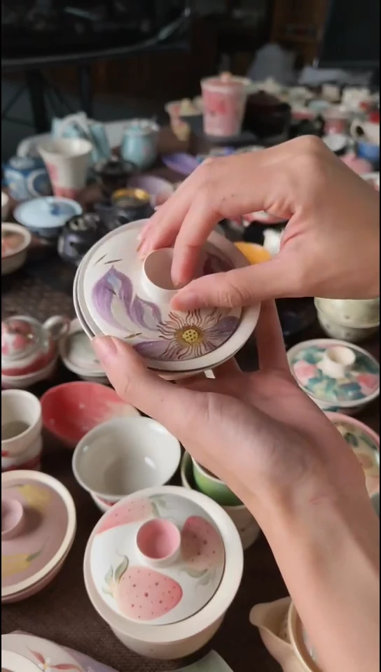 超级好看的孤品荷花小乔