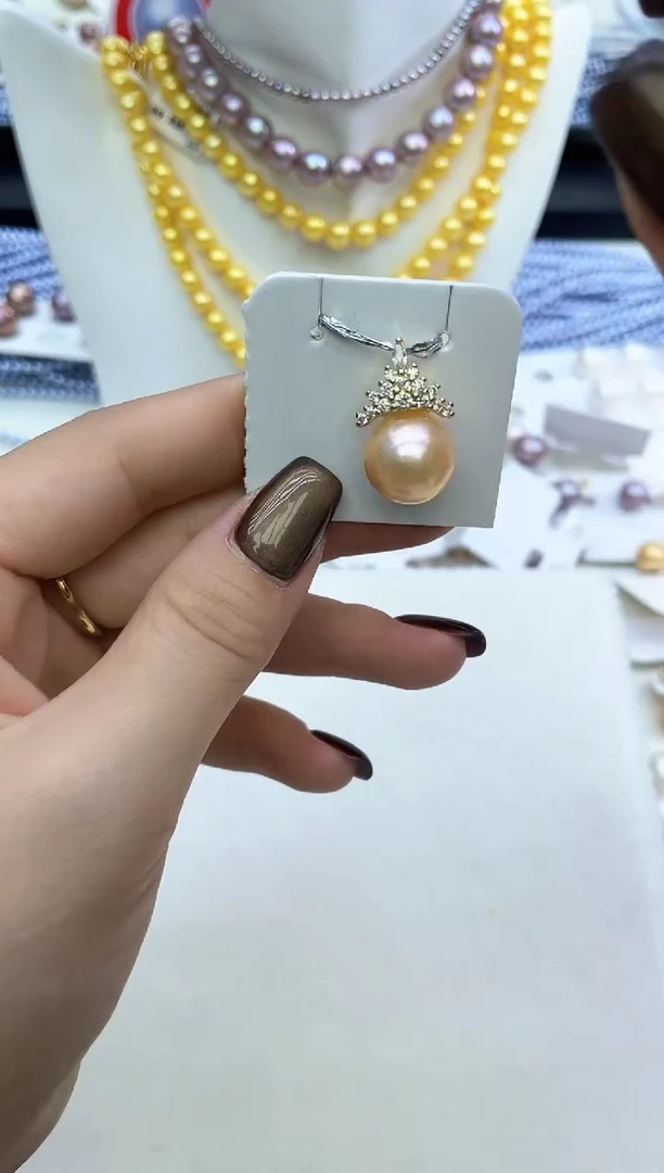 未镶嵌吊坠淡水珍珠中国红色系 13mm冰雪女王