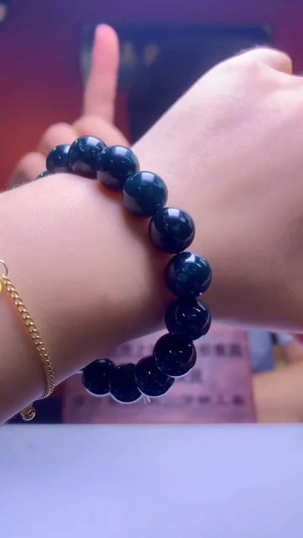 定制翡翠未镶嵌翡翠A货 多样性发其一