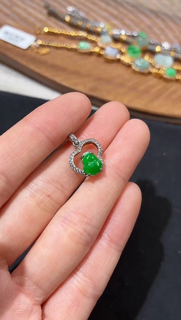 吊坠(不含链)银S925镶嵌翡翠吊坠