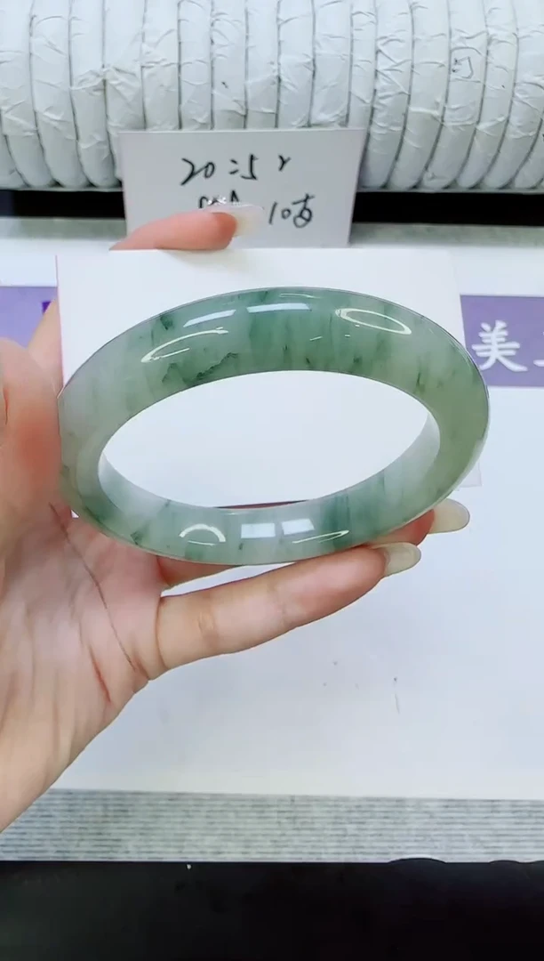 未镶嵌手镯石英质玉84/54